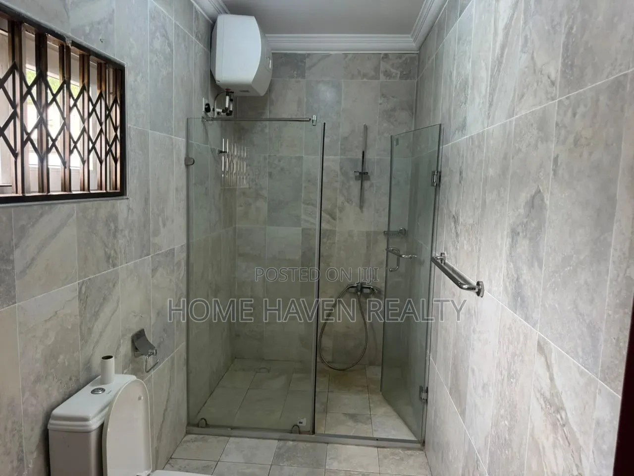 4bdrm House in Cantonment, Prisons for rent