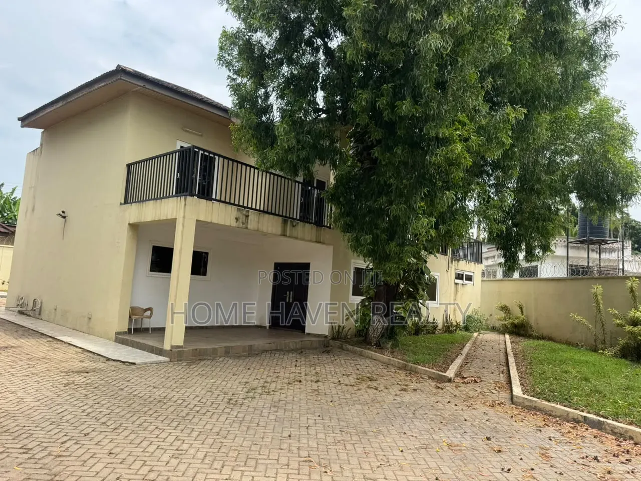 4bdrm House in Cantonment, Prisons for rent