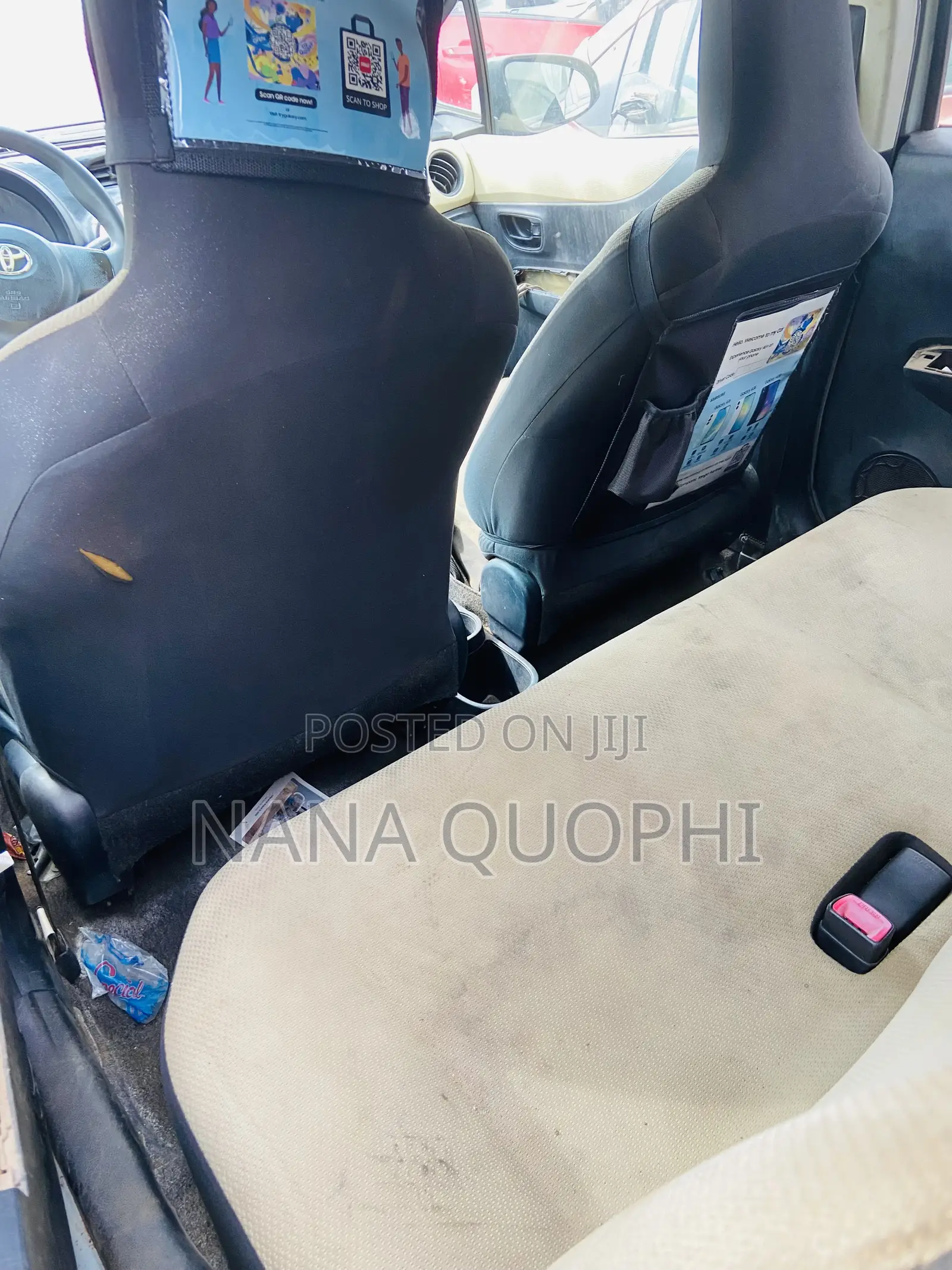 Toyota Vitz 2012 Silver