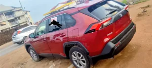 Toyota RAV4 2021 Red