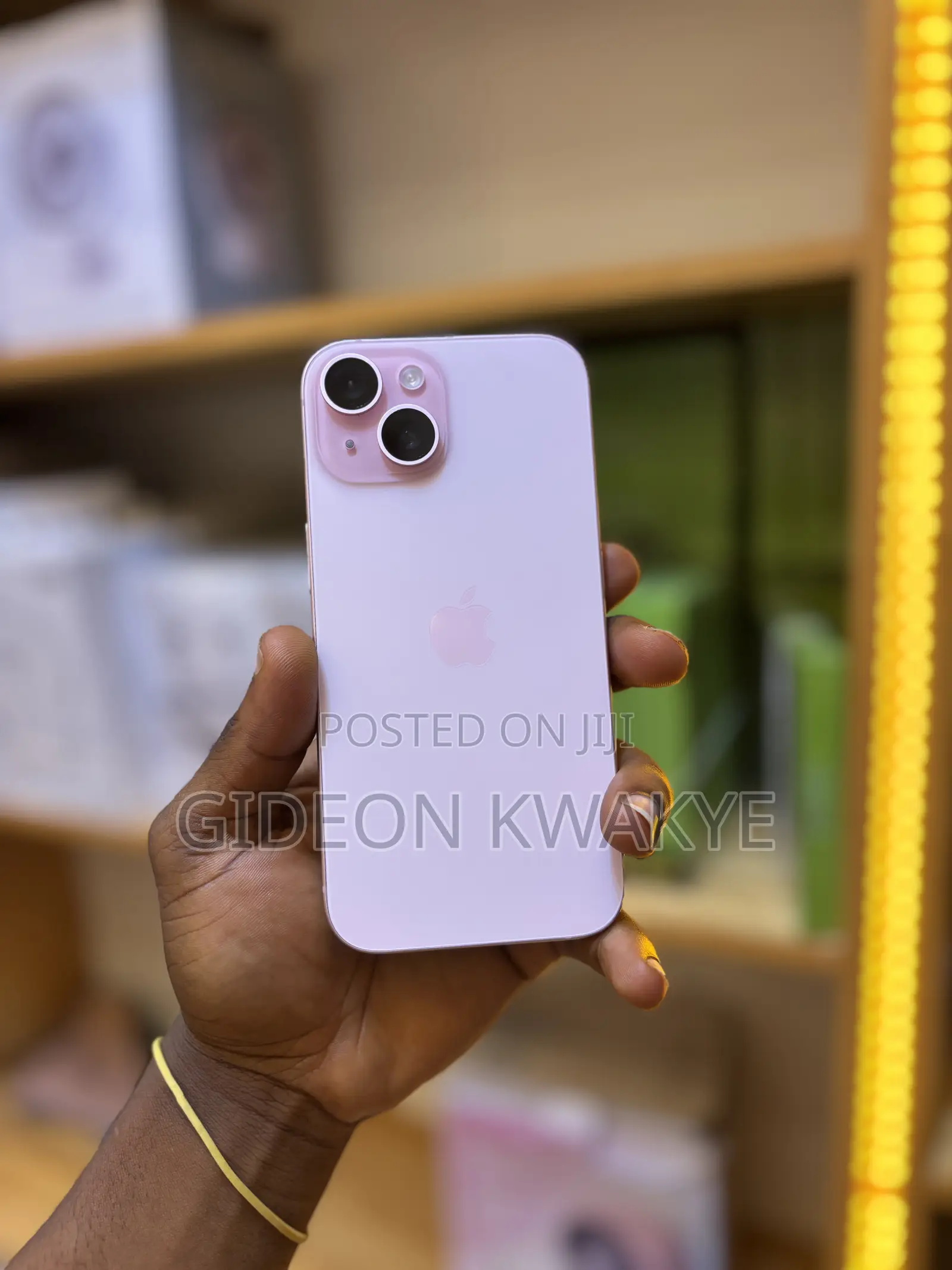 New Apple iPhone 15 128 GB Pink