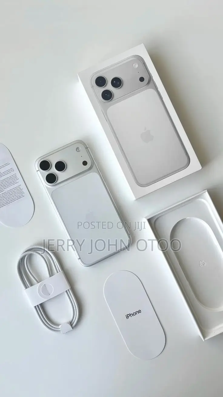New Apple iPhone 17 Pro Max 256 GB White