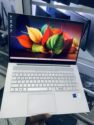 Laptop HP Envy 17 16GB Intel Core i7 SSD 256GB