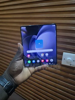 New Samsung Galaxy Z Fold 5 256 GB Black