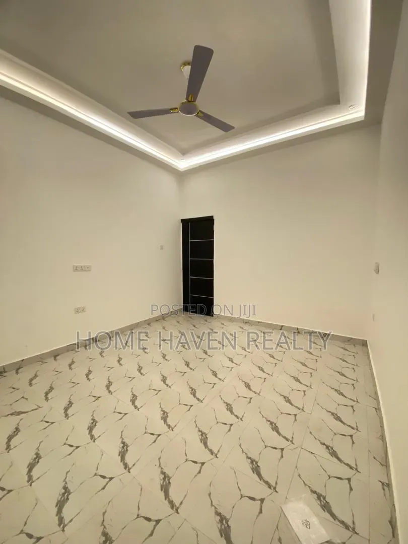 3bdrm House in Agbogba, Cemetery Area for sale