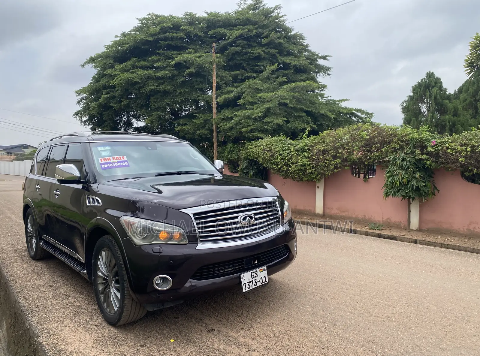 Infiniti QX56 2012 Maroon