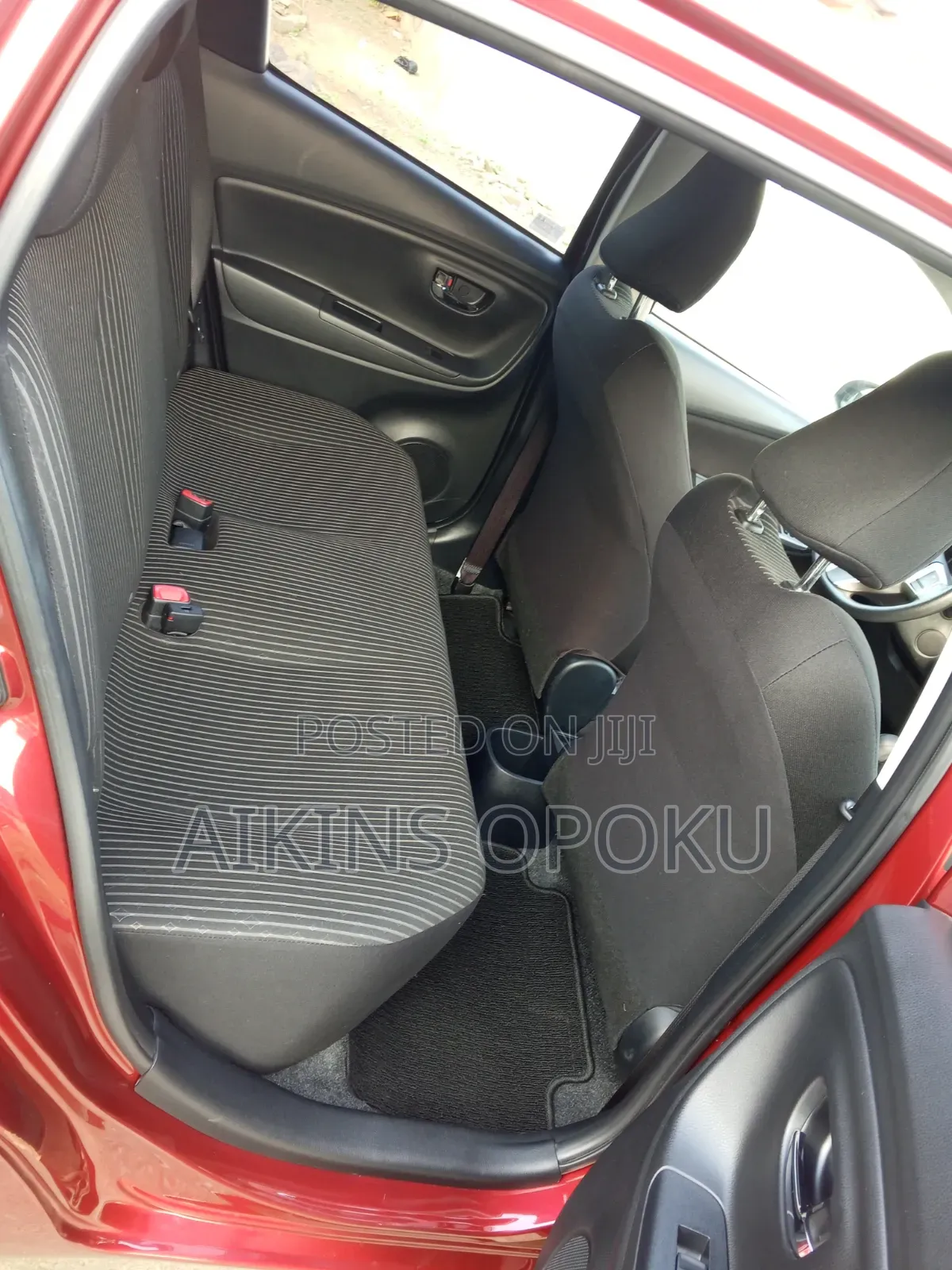 Toyota Vitz 1.0 FWD 3dr 2015 Maroon