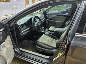 Toyota Camry 2017 Silver