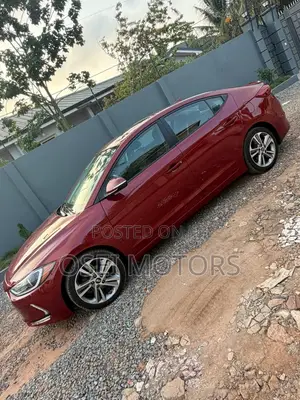 Hyundai Elantra Limited Sedan FWD (2.0L 4cyl 6A) 2017 Red