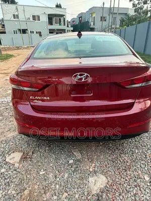 Hyundai Elantra Limited Sedan FWD (2.0L 4cyl 6A) 2017 Red