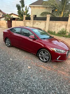 Hyundai Elantra Limited Sedan FWD (2.0L 4cyl 6A) 2017 Red