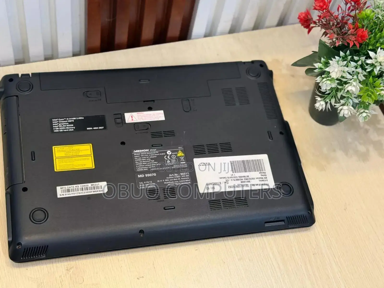Laptop Medion Akoya E7419 4GB Intel Core i3 HDD 500GB