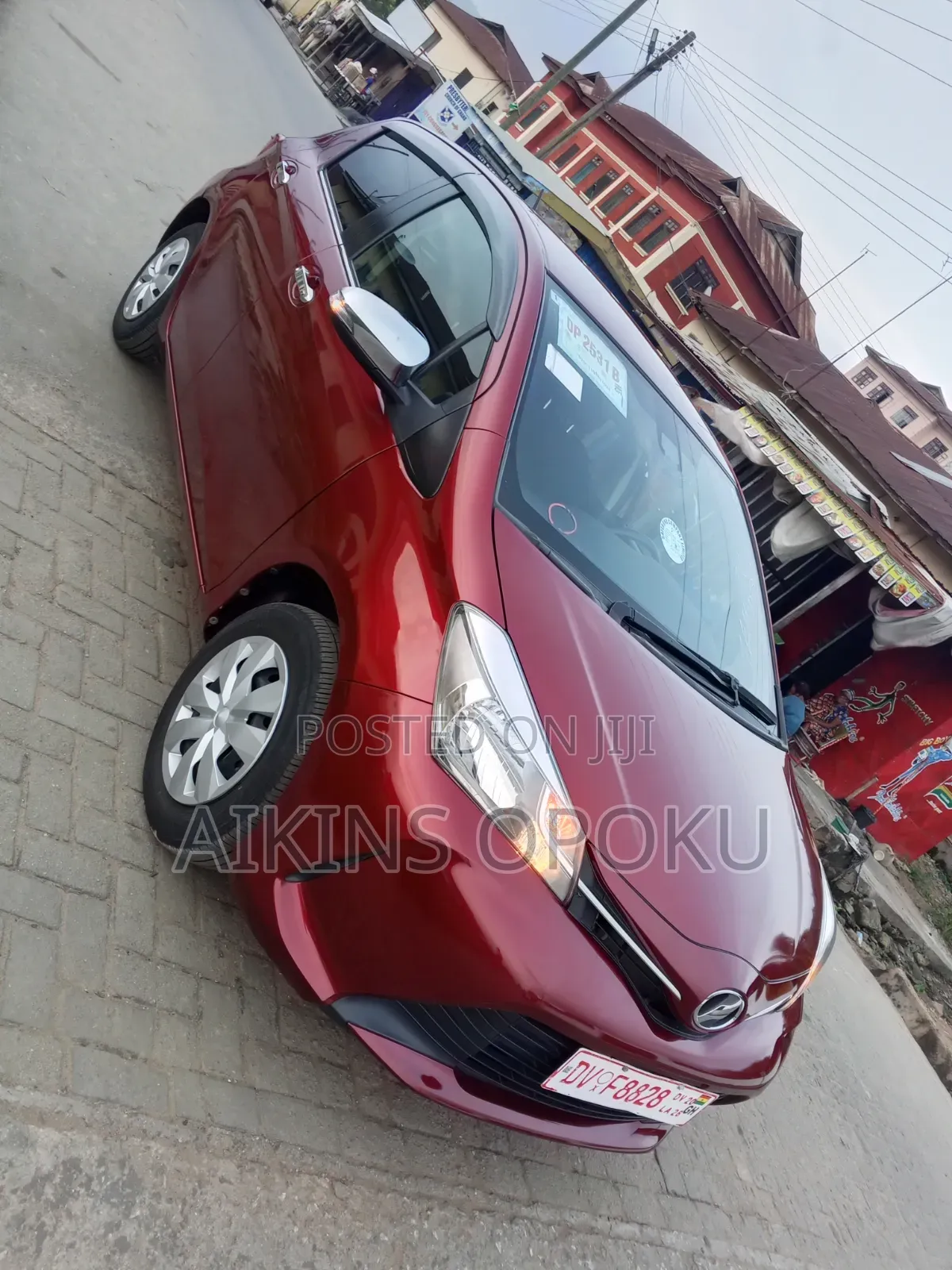 Toyota Vitz 1.0 FWD 3dr 2015 Maroon