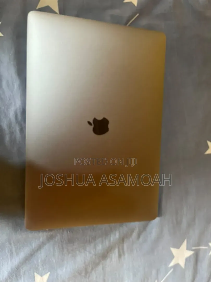 New Laptop Apple MacBook 2018 16GB Intel Core i7 SSD 512GB