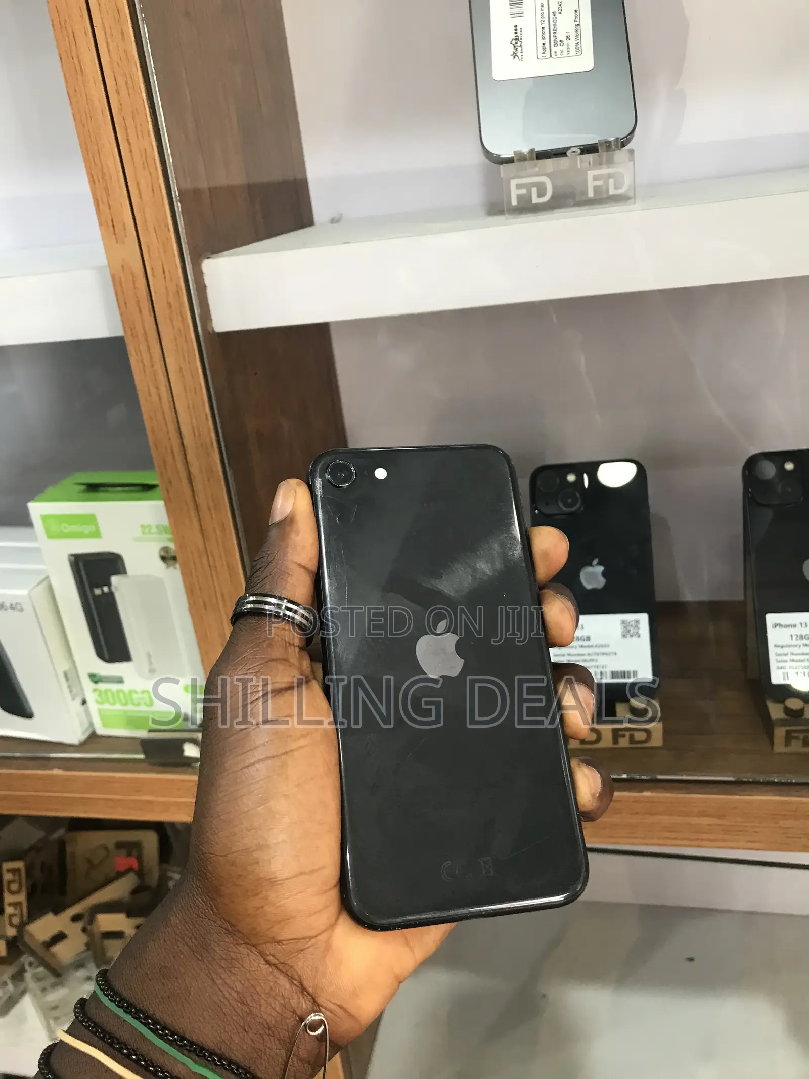 Apple iPhone SE (2022) 64 GB Black