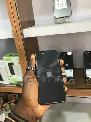 Apple iPhone SE (2022) 64 GB Black