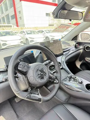 New BYD E2 43 kWh 94 hp FWD 2023 White