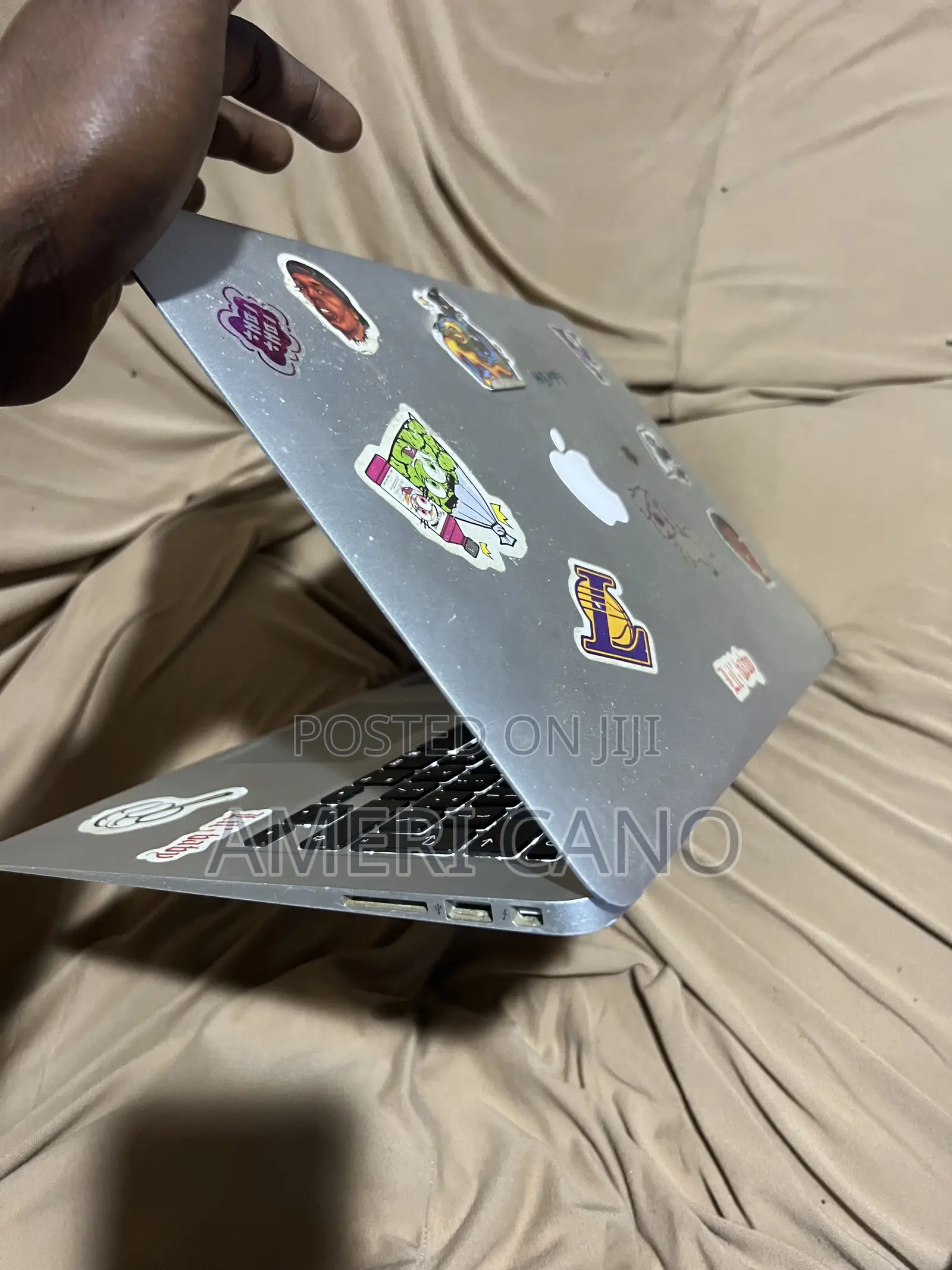 Laptop Apple MacBook Air 32GB Intel Core i5 HDD 32GB