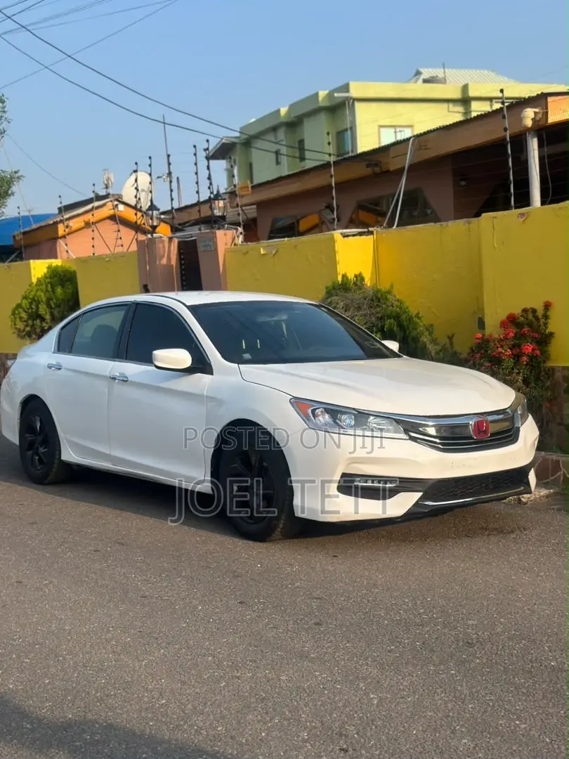 Honda Accord 2017 White