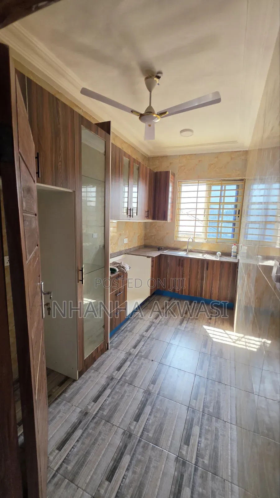 2bdrm Apartment in Klagon Junction, Sakumono for rent