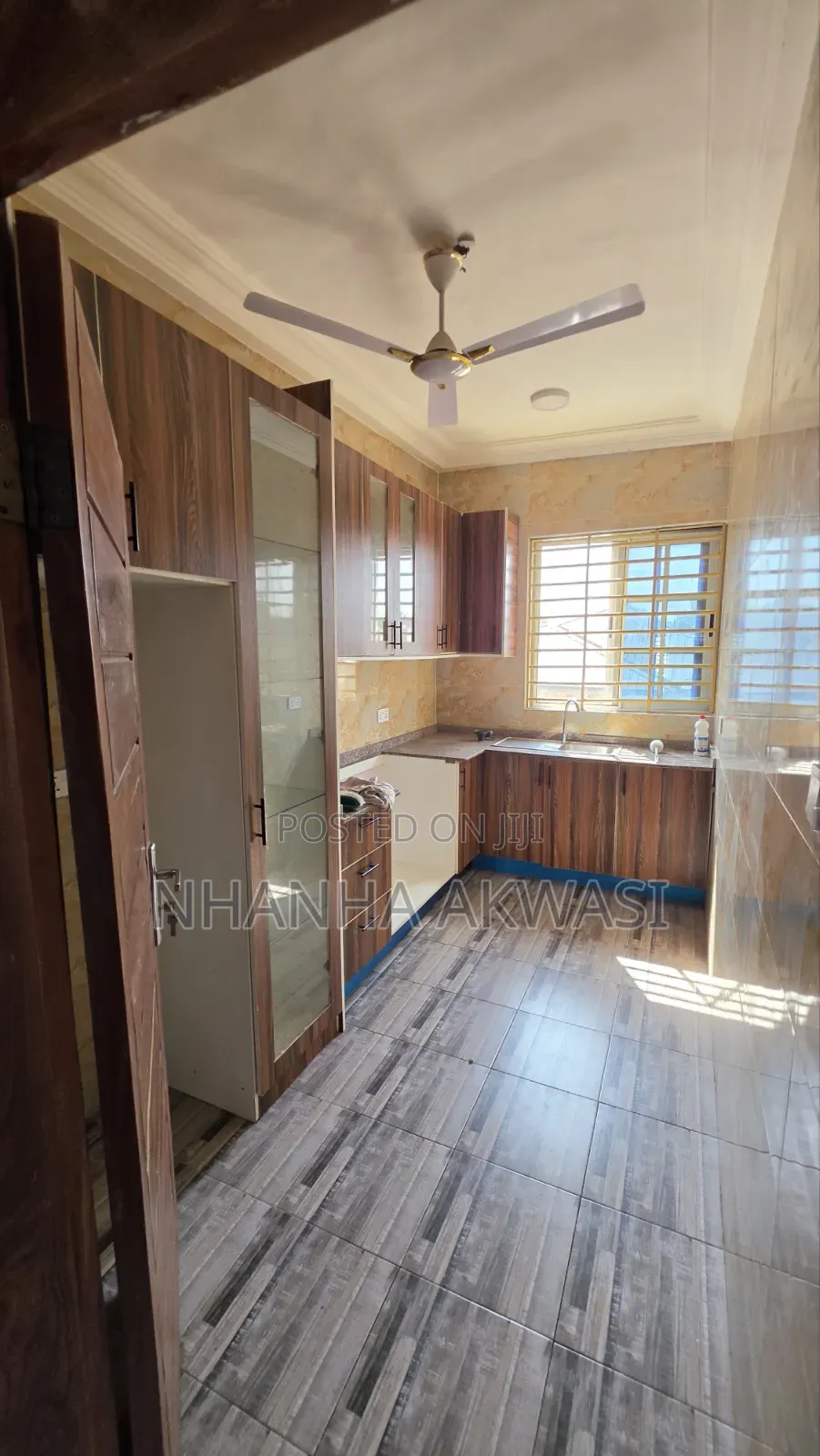 2bdrm Apartment in Klagon Junction, Sakumono for rent