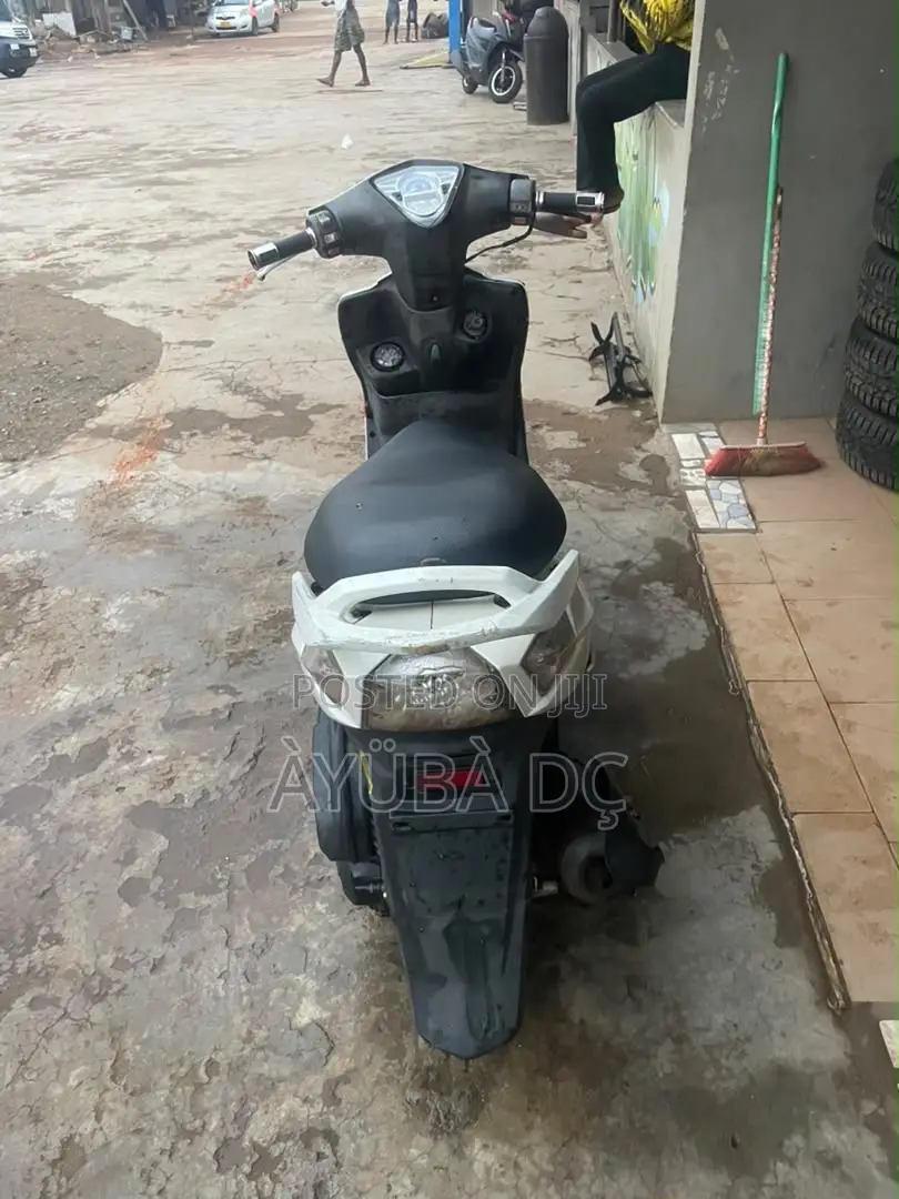 Kymco 2024 White