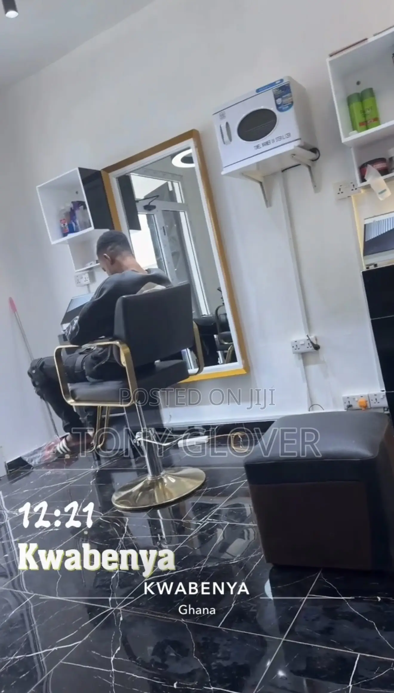 Barber Wanted
