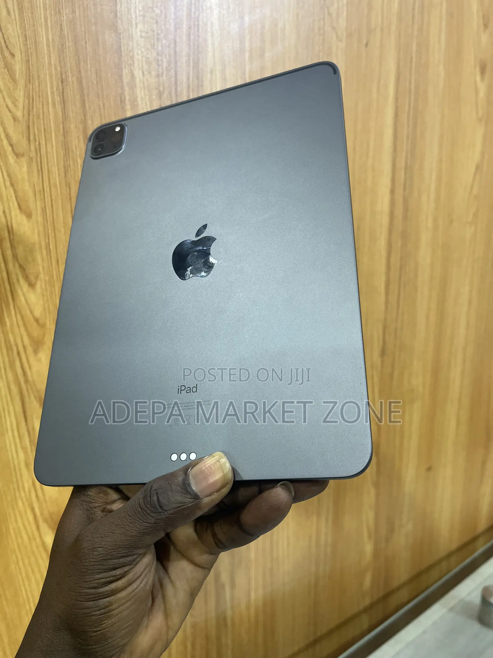 Apple iPad Pro 12.9 (2022) 128 GB Gray