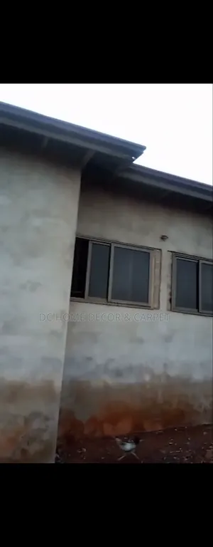 5bdrm Apartment in Agape for sale