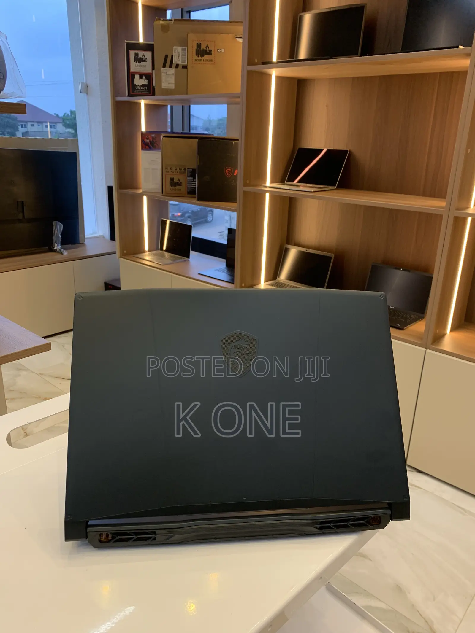Laptop MSI Katana 15 16GB Intel Core i7 SSD 1T