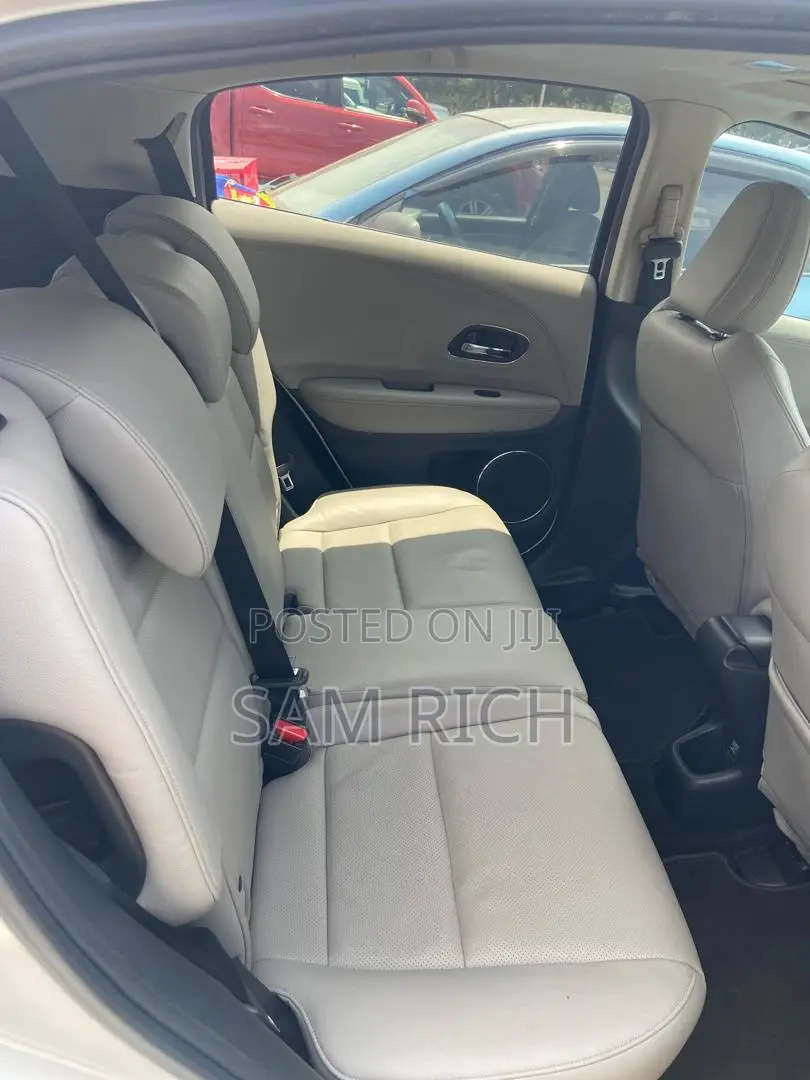 Honda HR-V EX-L FWD 2019 White
