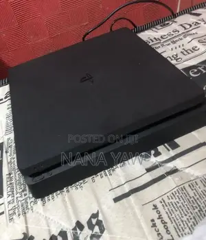 Sony PlayStation 4