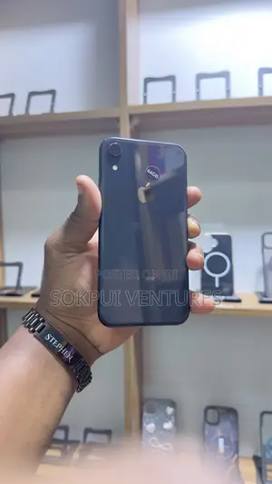 Apple iPhone XR 64 GB Black