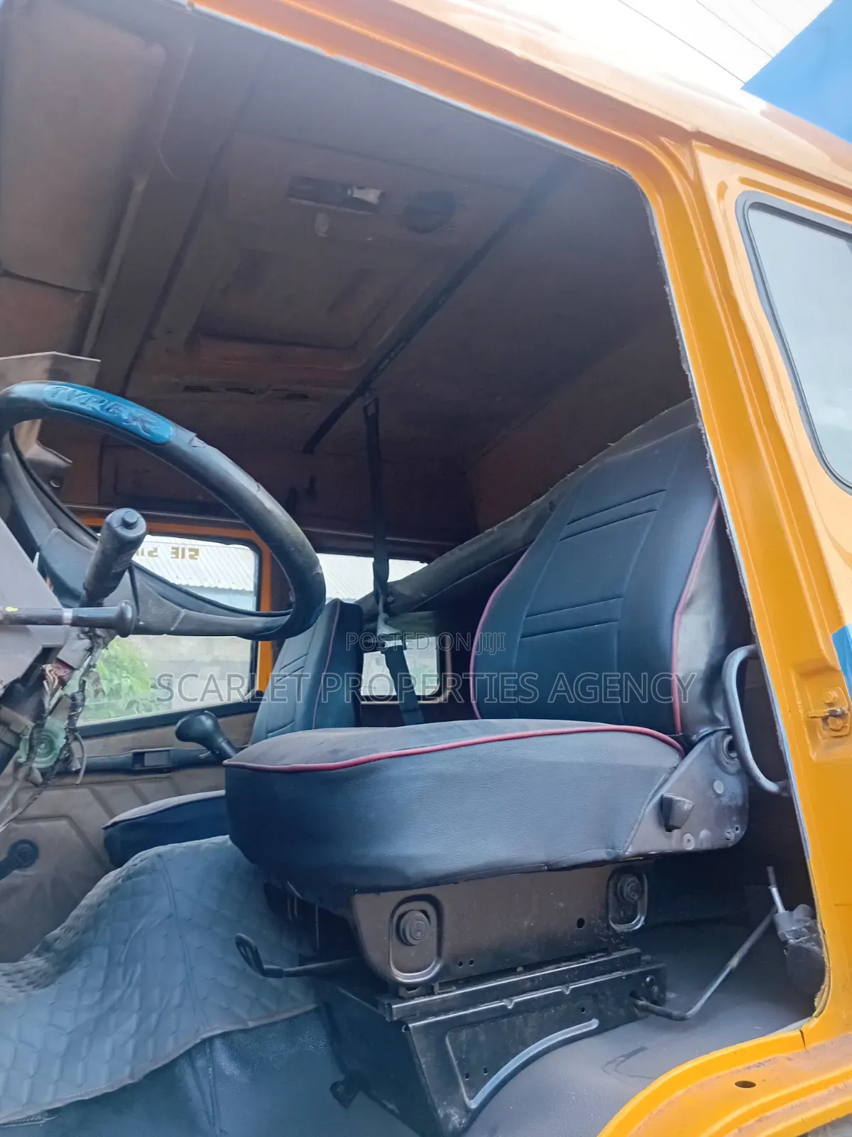 Ben Cargo Truck