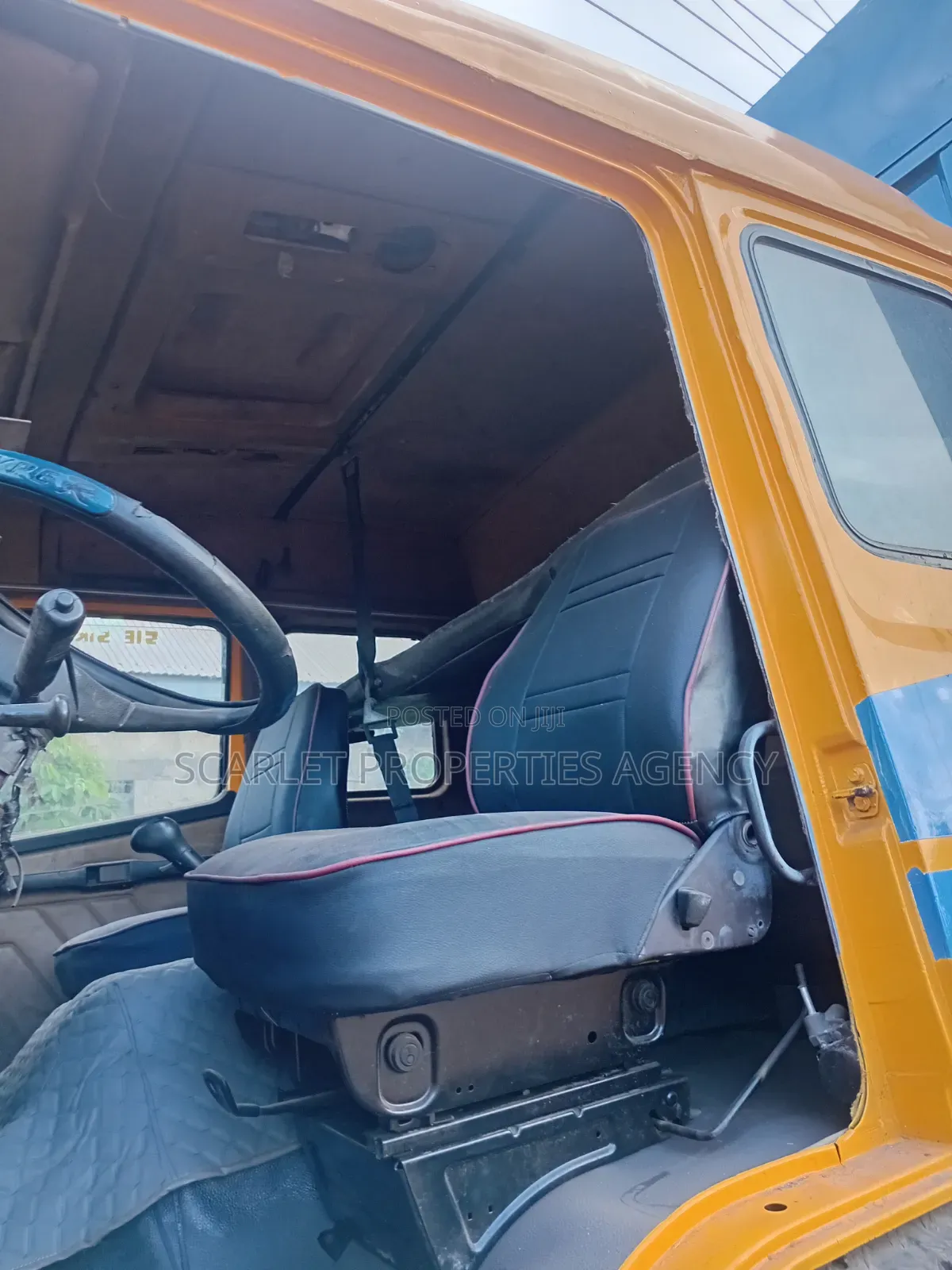 Ben Cargo Truck
