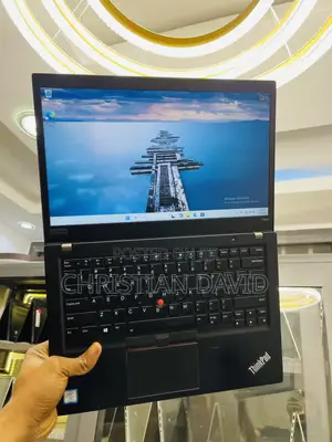 Laptop Lenovo ThinkPad T490s 8GB Intel Core i7 SSD 512GB
