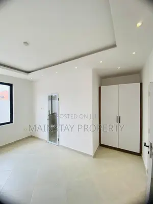 4bdrm Duplex in Mainstay Estates, Spintex for sale