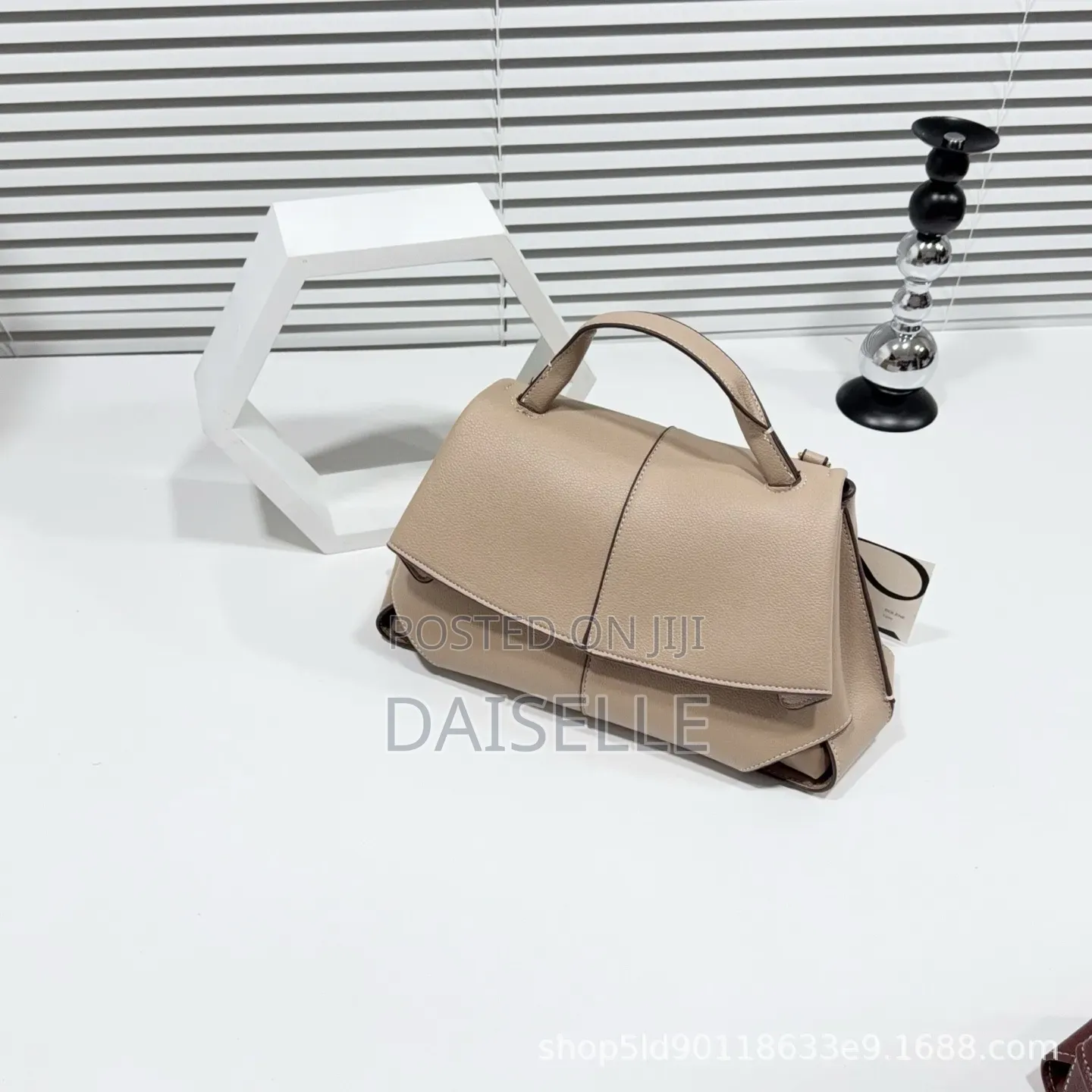 French Niche Smile Bag