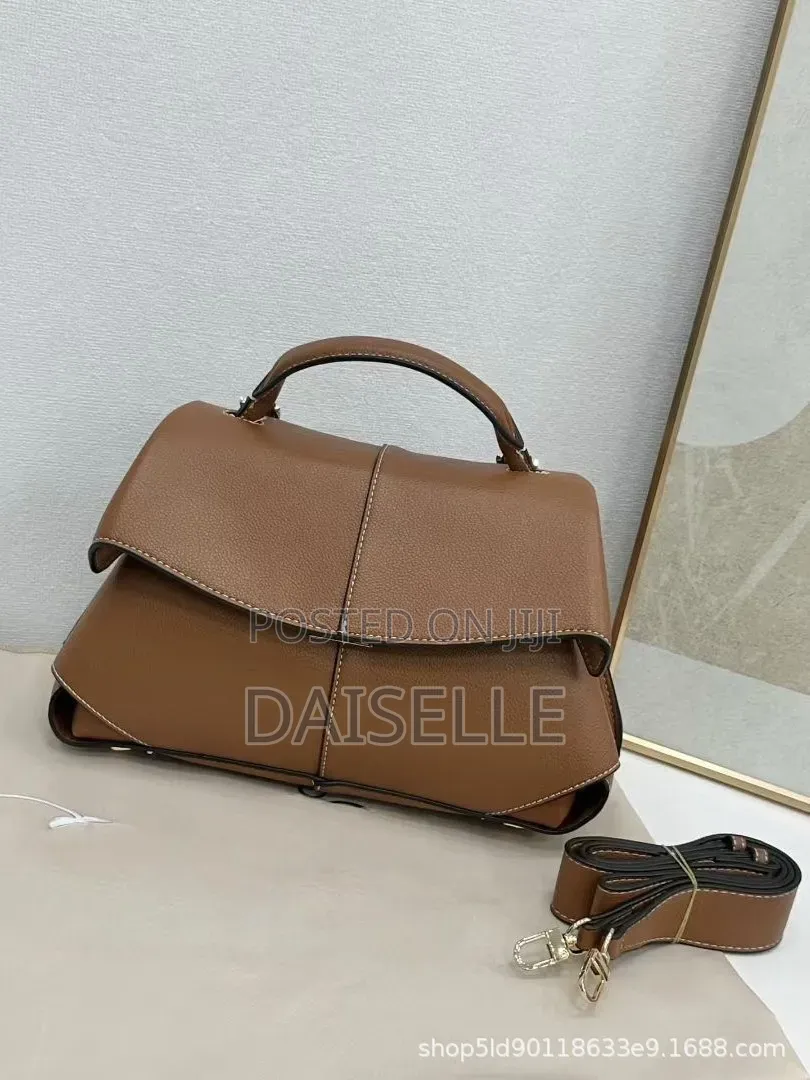 French Niche Smile Bag