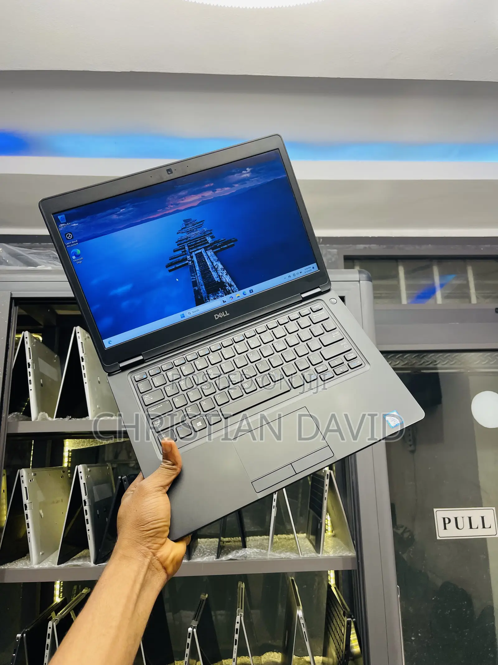 Laptop Dell Latitude 5491 8GB Intel Core i5 SSD 256GB