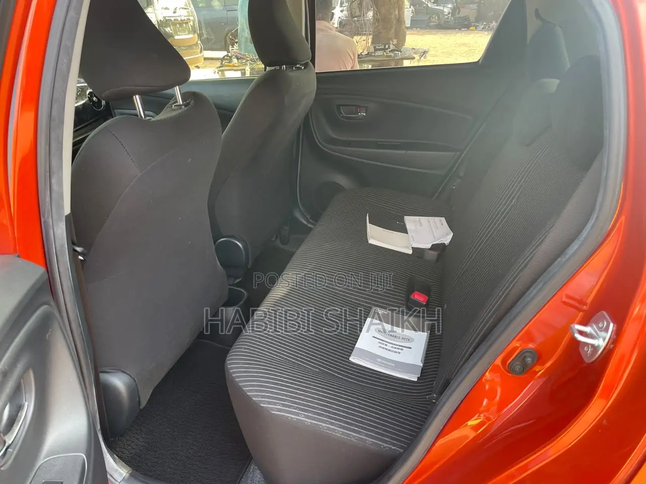 Toyota Vitz 1.3 FWD 5dr 2015 Orange