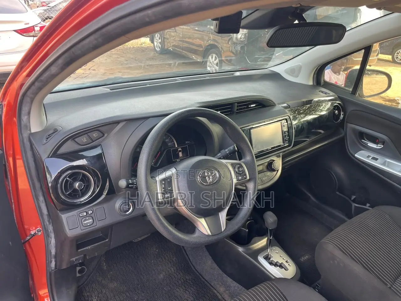 Toyota Vitz 1.3 FWD 5dr 2015 Orange