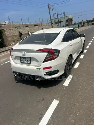 Honda Civic EX-L 4dr Sedan (1.5L 4cyl) 2017 White