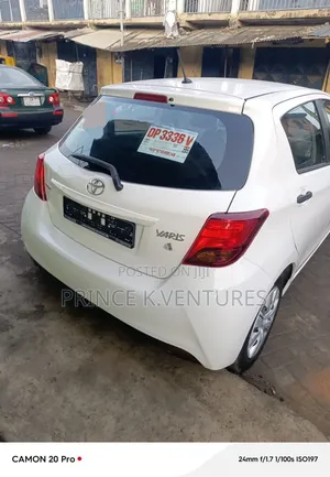 Toyota Yaris SE Hatchback 5dr 2016 White