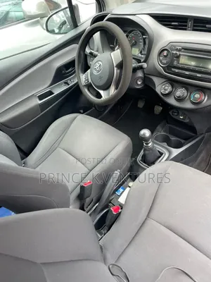 Toyota Yaris SE Hatchback 5dr 2016 White