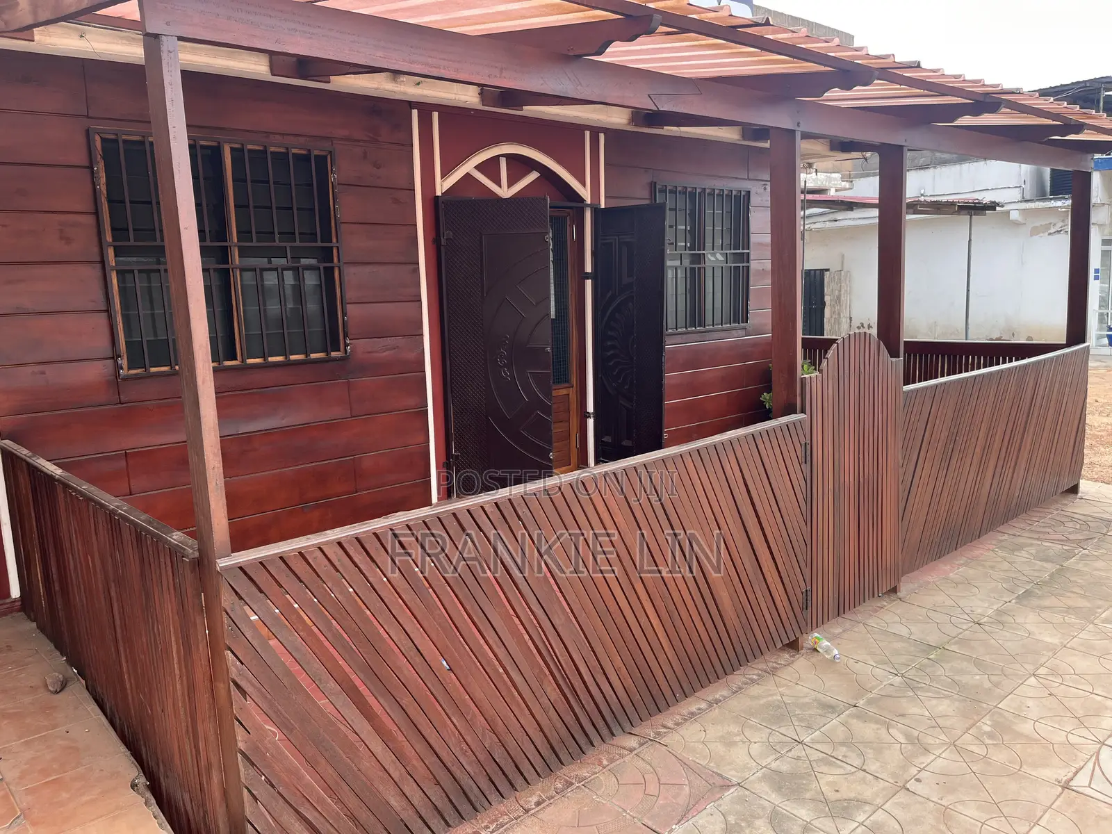 Shop Available for Rent