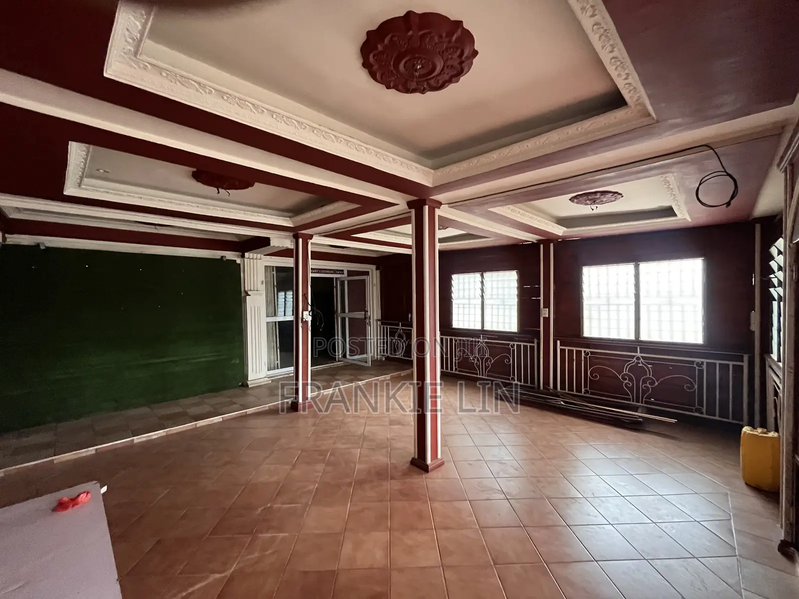 Shop Available for Rent