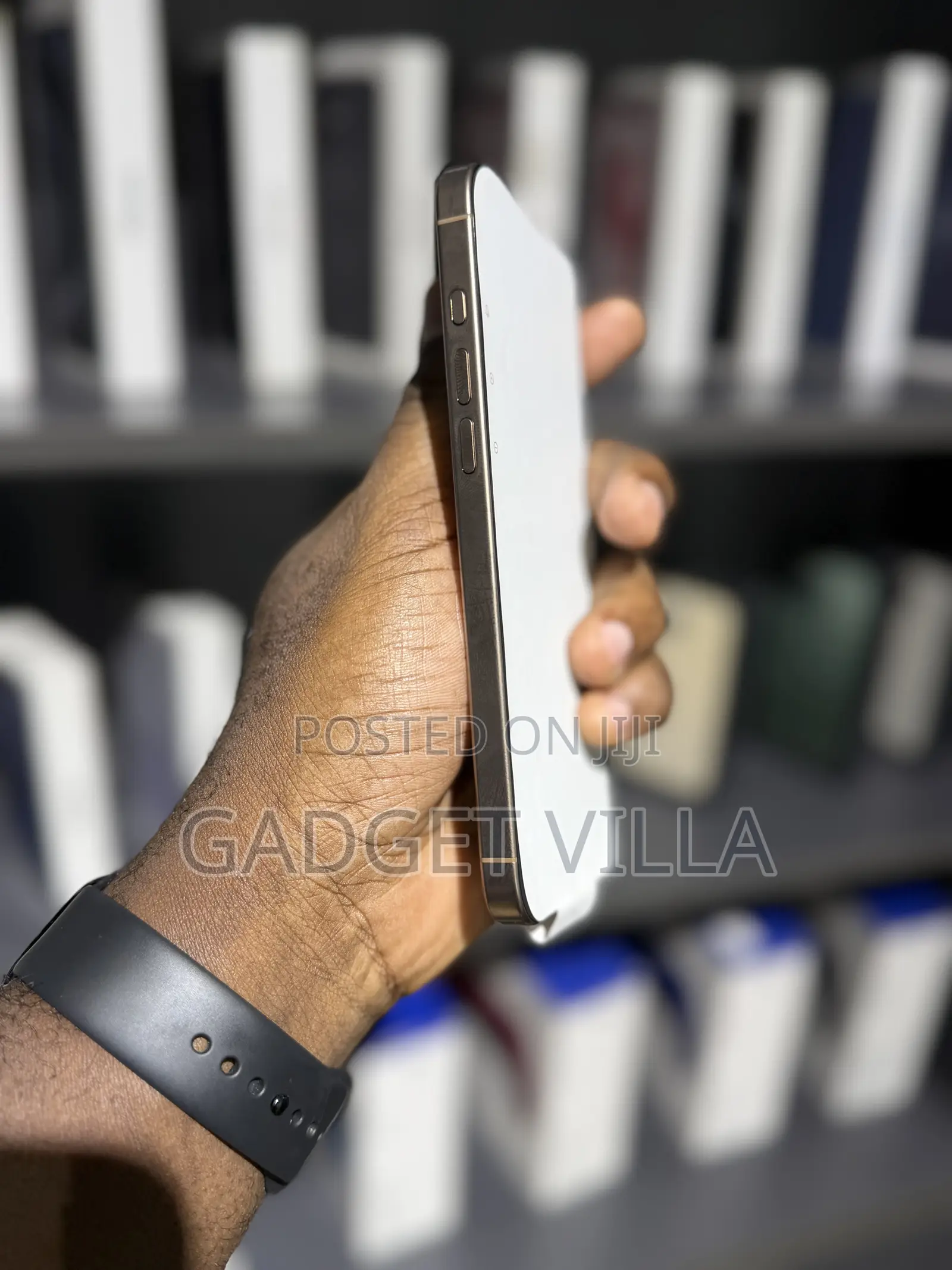 New Apple iPhone 16 Pro Max 256 GB