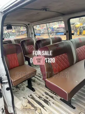Toyota HiAce 2012 White