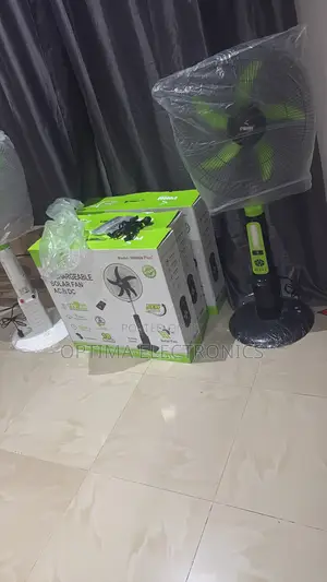 The Iwin Energy Rechargeable Standing Fan
